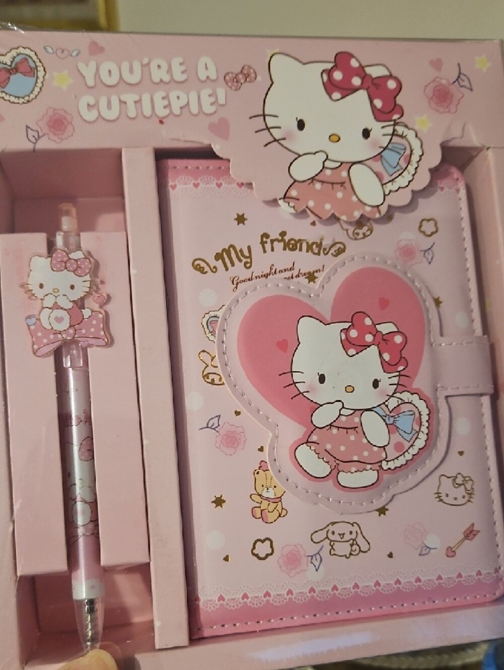 Hello Kitty Pink Journal & Pen Gift Set